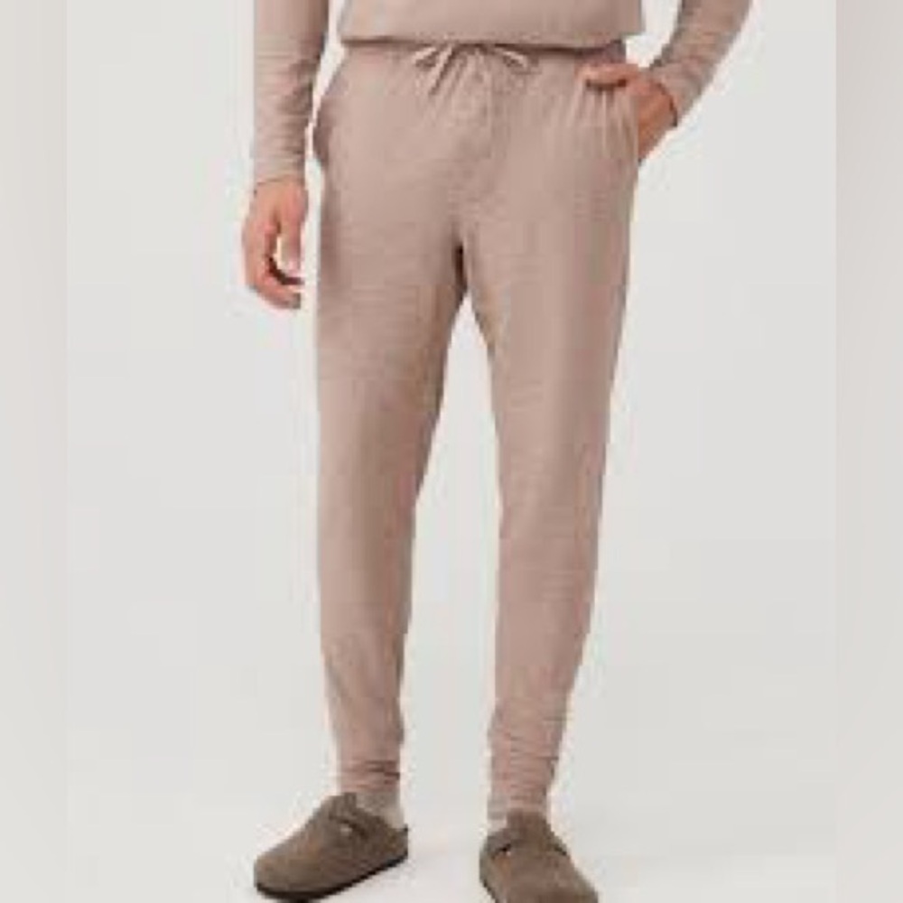 Outdoor voices size XS cloudknit mocha pant